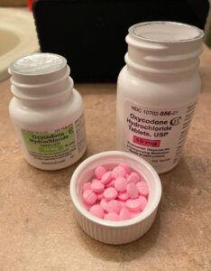 kjøp Oxycodone mot kroniske smerter i Norge;